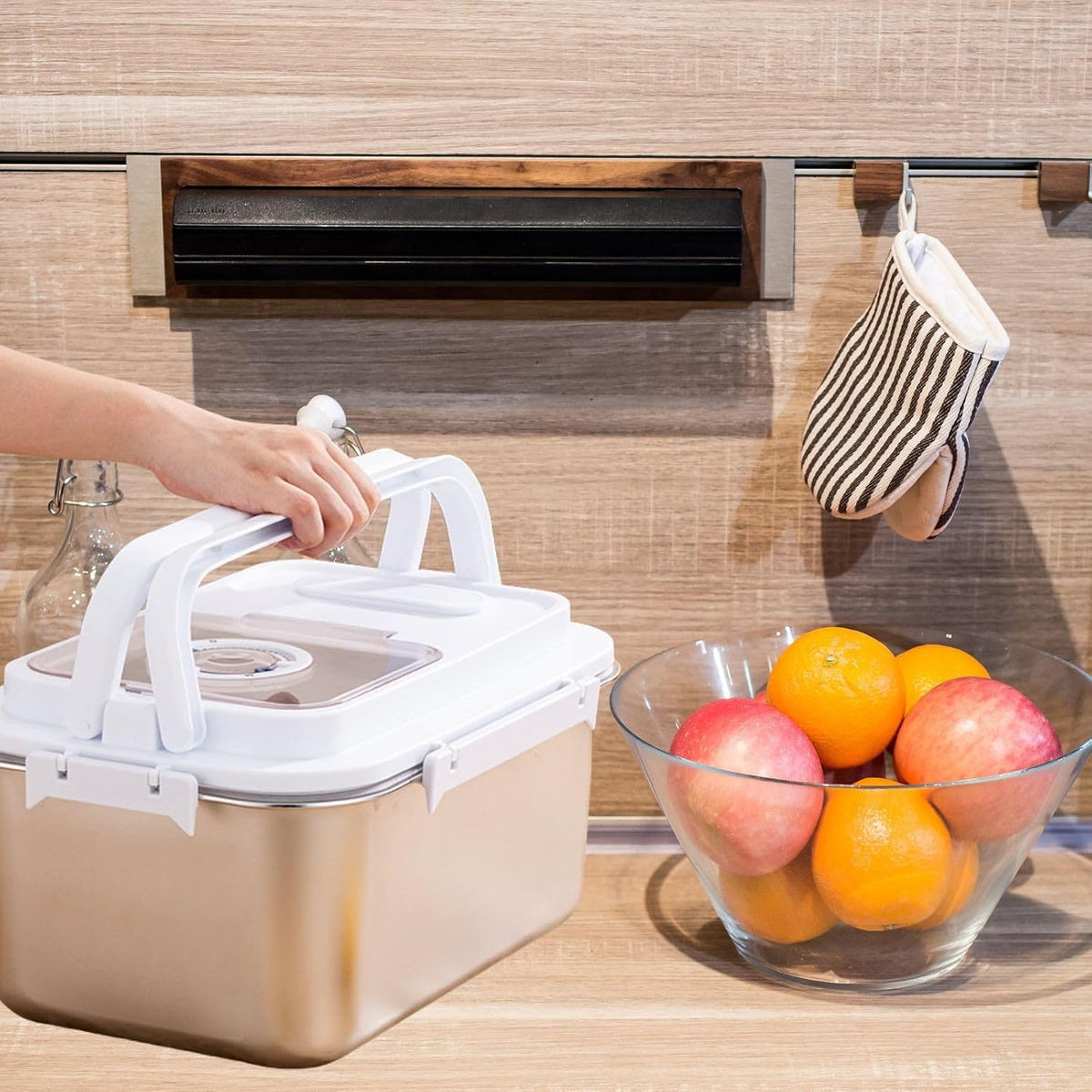 Saim Stainless Steel Rice Container, 20Lbs Airtight Storage Bin with Scoop