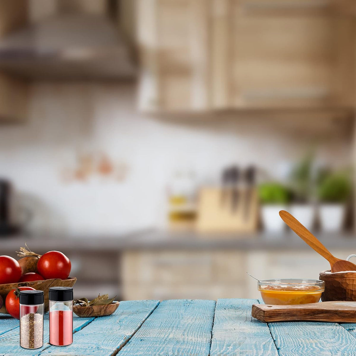 Mimorou 40 Pack Plastic Clear Spice Jar with Shaker Lids, Black, 3.5 oz