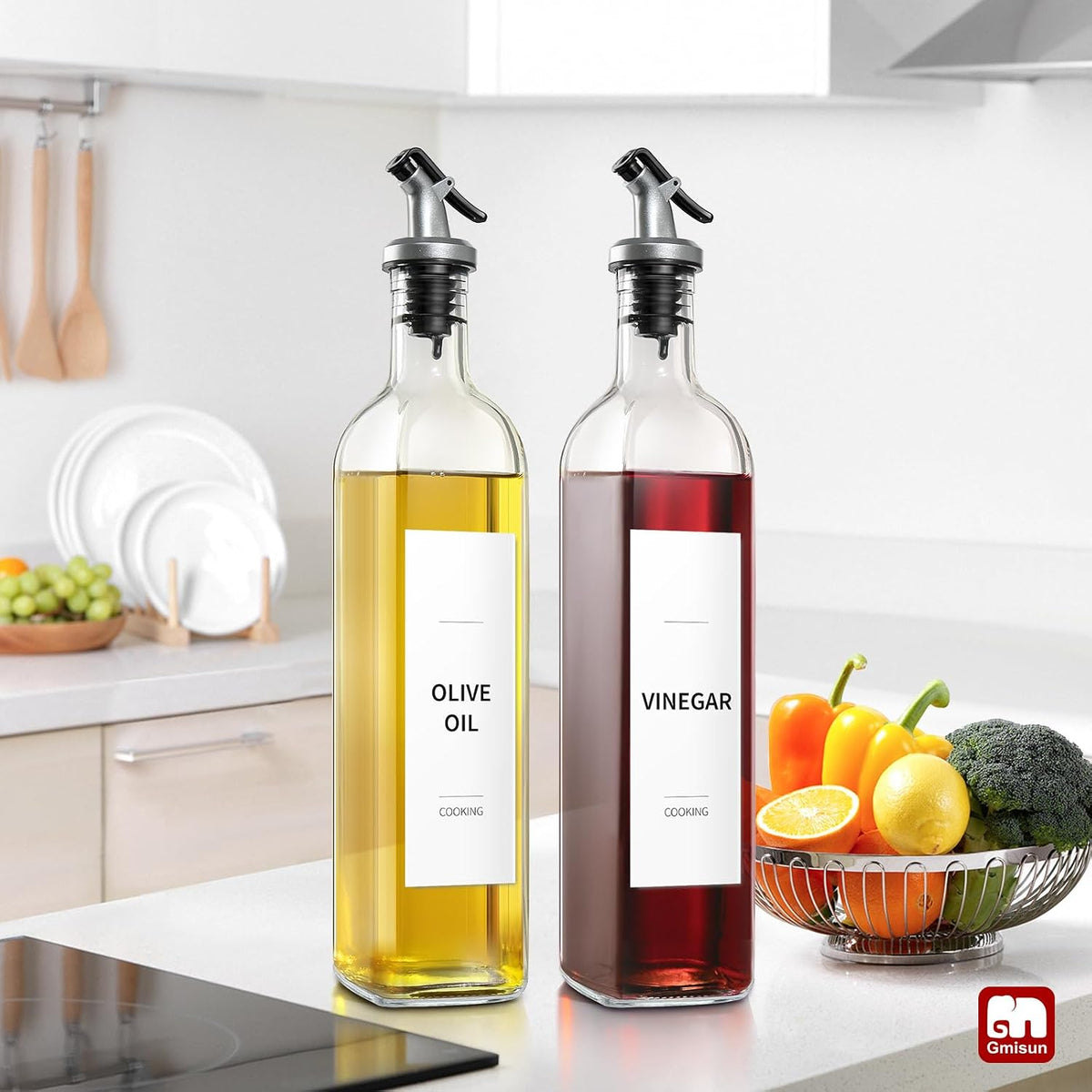 gmisun Oil and Vinegar Dispenser Bottles Set, 2 Pack 17 Fl Oz Olive Oil Dispensers Bottle for Kitchen, Clear Glass Cooking Vegetable Oil Container Cruet Set with Plastic Pourer Spout & Labels