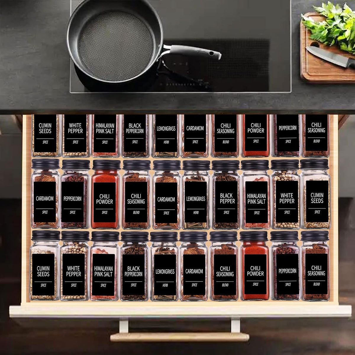 Churboro 25 Pack Glass Spice Jars with Labels, 4oz Spice Containers